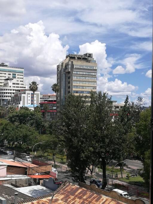 Апартаменты Monoambiente De Lujo En El Prado De Кочабамба Экстерьер фото